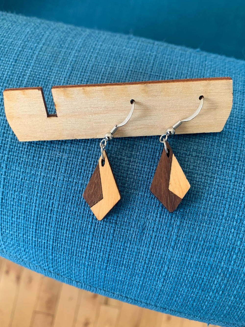 Two-Tone Diamond Wood Drop Earrings - Brown & Tan